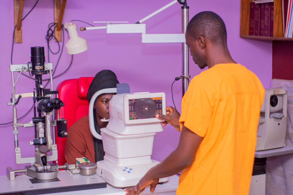 optical consulting room 2