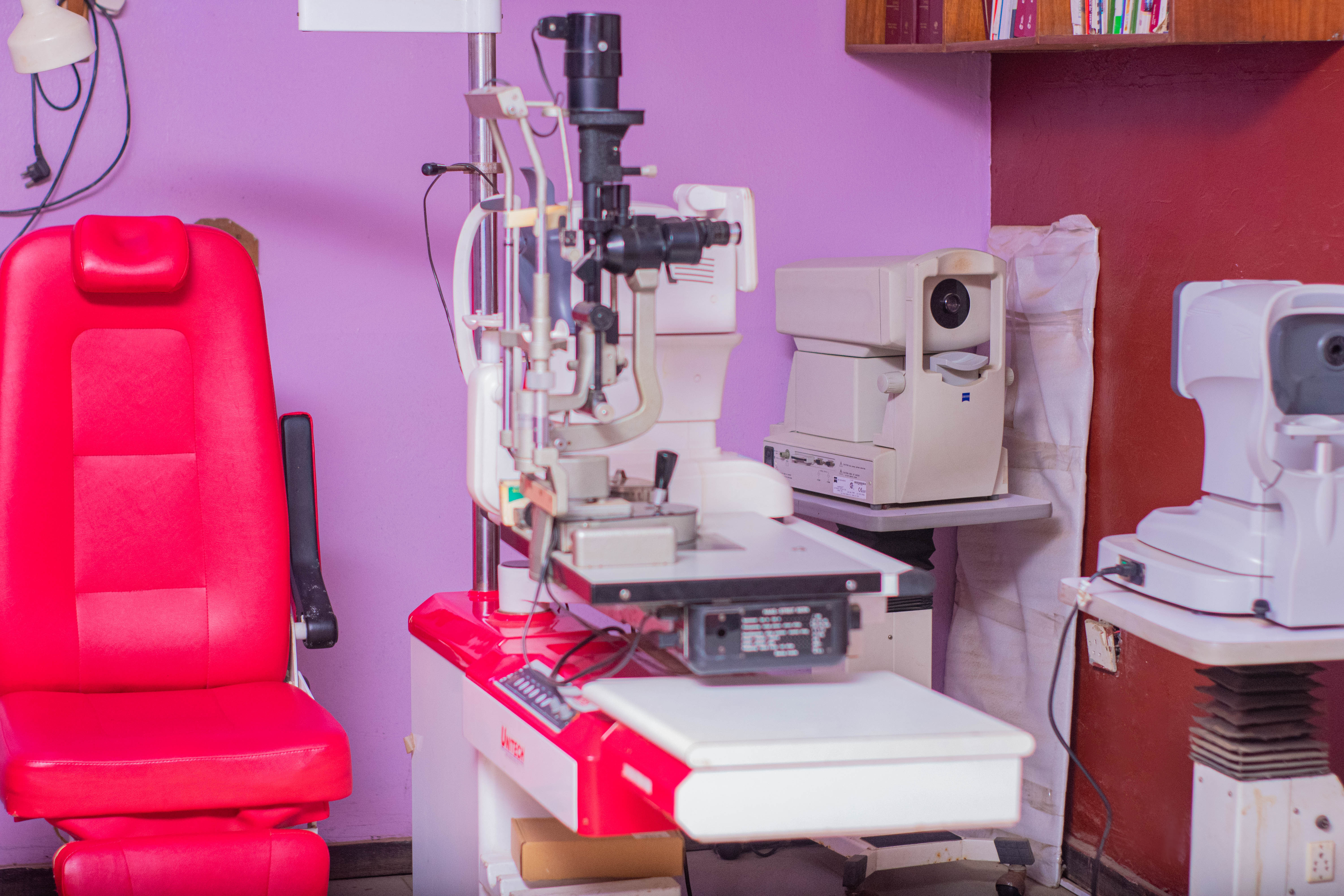 optical consulting room